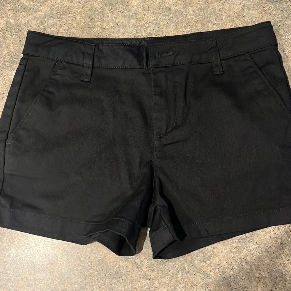 NWOT Girls VOLCOM shorts size 14